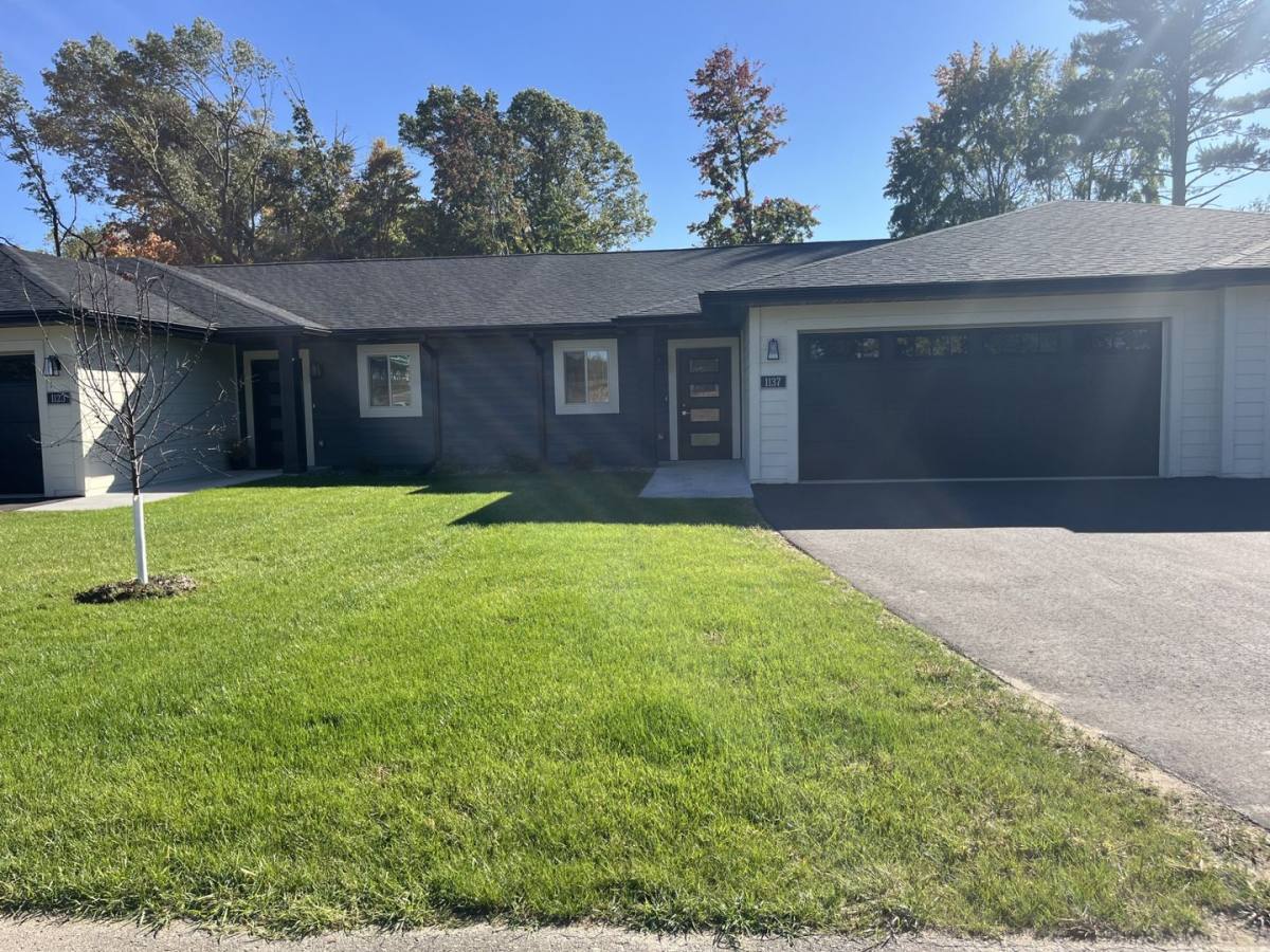 Townhouse for rent at 1137 St Andrews Dr, Altoona, WI 54720