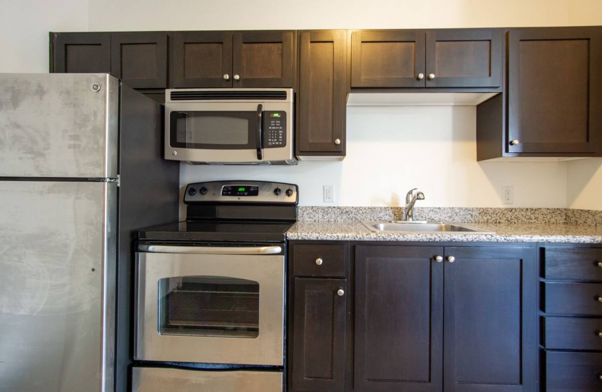 Apartment for rent at 103 S Meade St #25, Portland, OR 97201