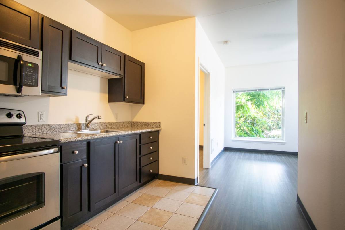 Apartment for rent at 103 S Meade St #25, Portland, OR 97201