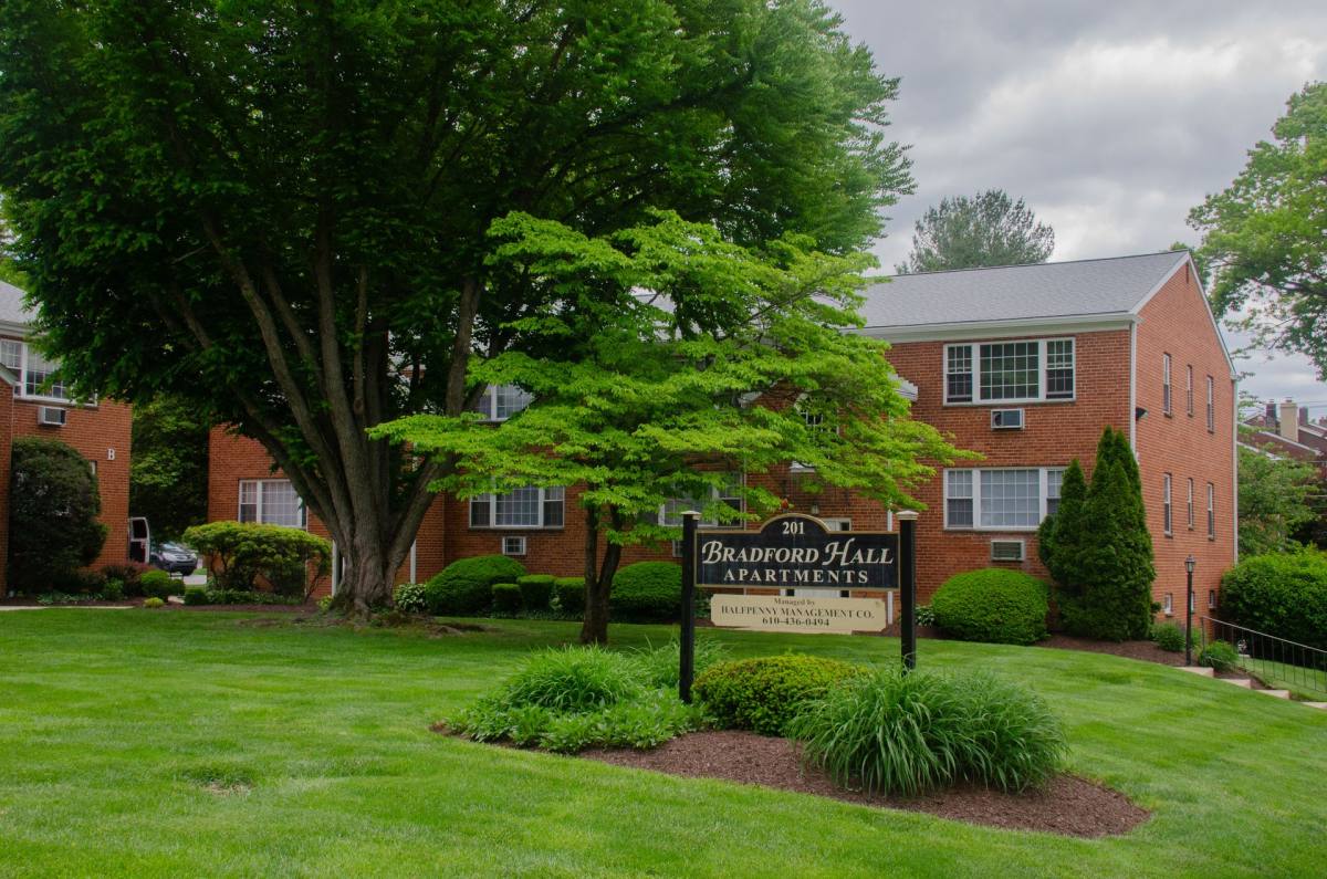 Apartment for rent at Bradford Hall, 201 N Bradford Ave, West Chester, PA 19382