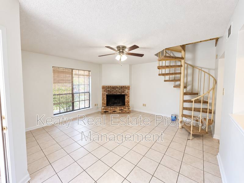 Townhouse for rent at 111 C Shekel Dr, Lafayette, LA 70508