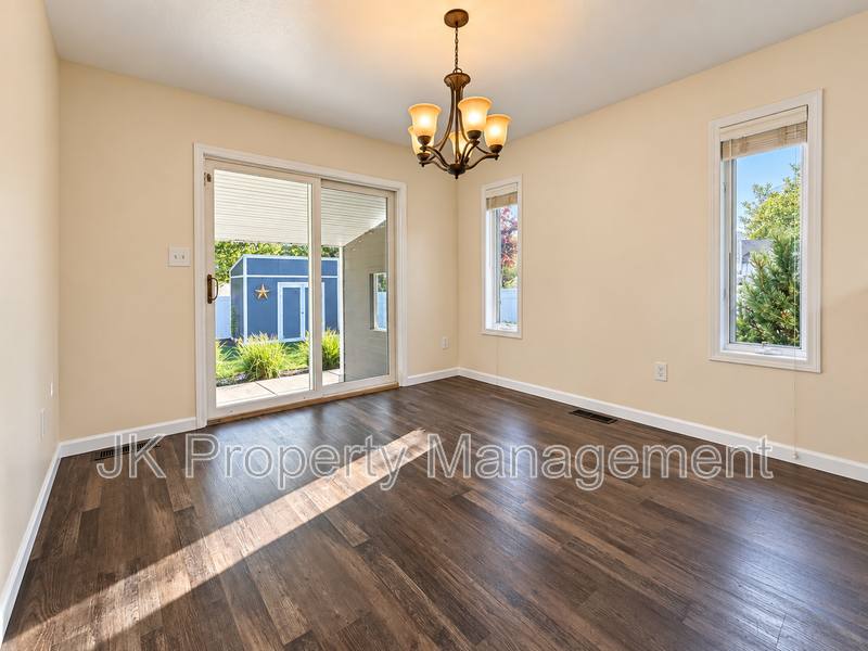 House for rent at 328 35th Ave NE, Great Falls, MT 59404