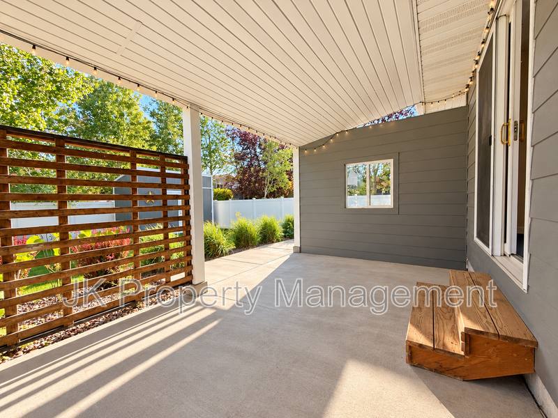 House for rent at 328 35th Ave NE, Great Falls, MT 59404