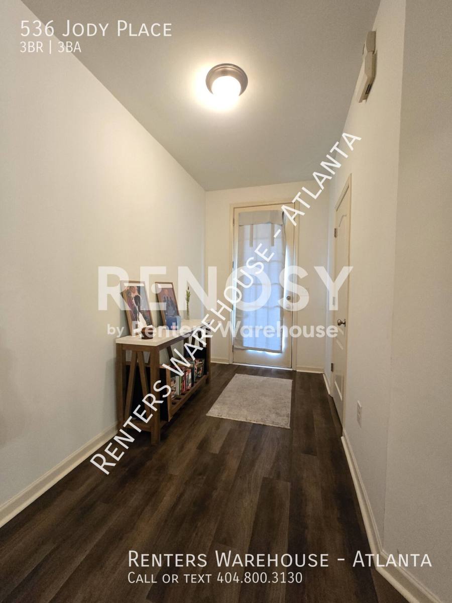 Townhouse for rent at 536 Jody Place, Lilburn, GA 30047
