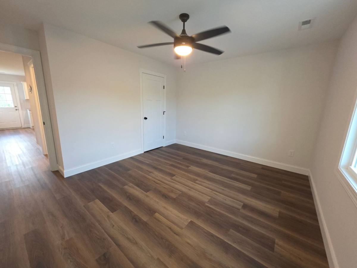 Apartment for rent at 2266 Smith Mountain Lake Pw, Huddleston, VA 24104