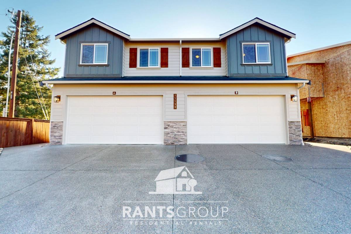 Townhouse for rent at Leah's Landing, 15539 - 15533 Leah Ave SE, Yelm, WA 98597