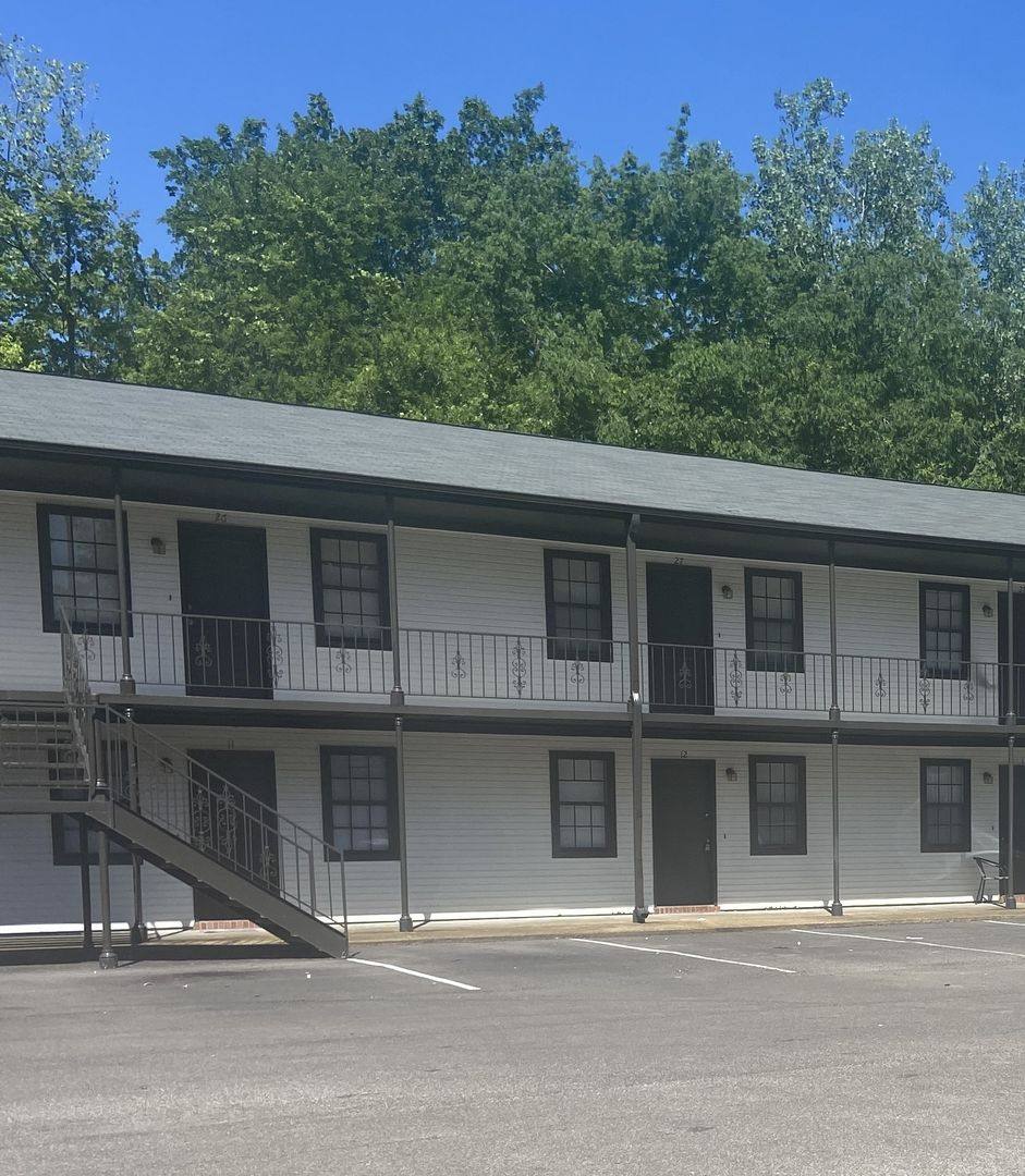 Apartment for rent at 405 Lumpkin Ave, Tupelo, MS 38801