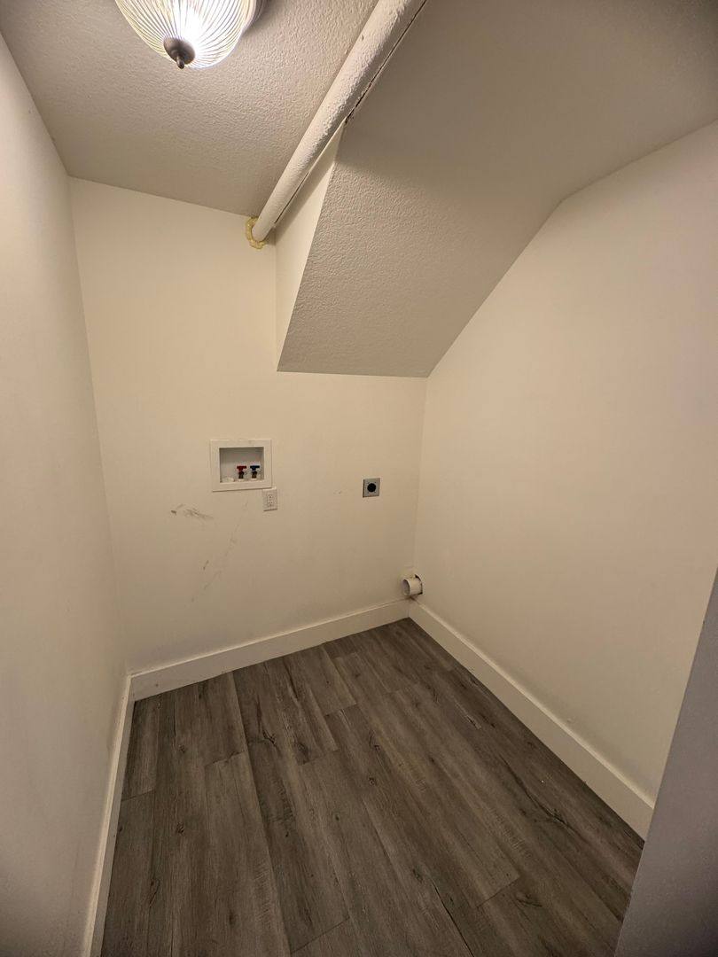 Apartment for rent at 929 4th Ave, Rock Island, IL 61201