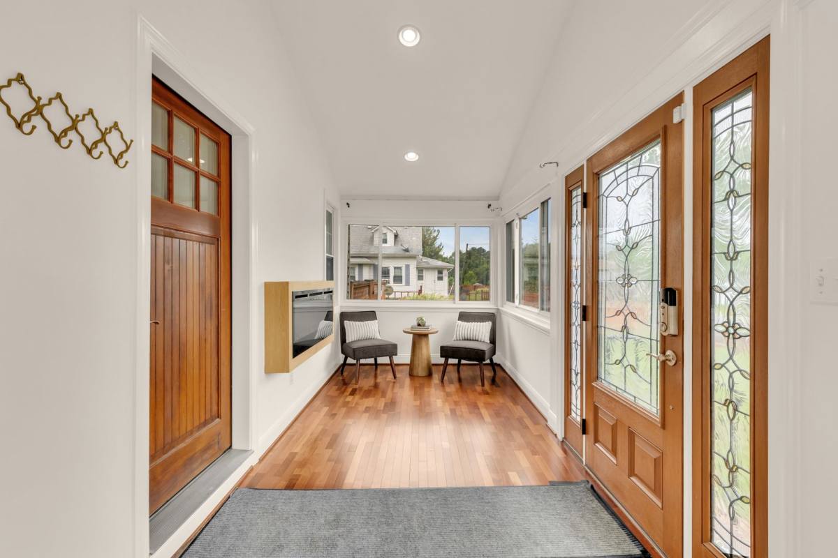 Condo for rent at 8604 Woodlawn Court, Alexandria, VA 22309