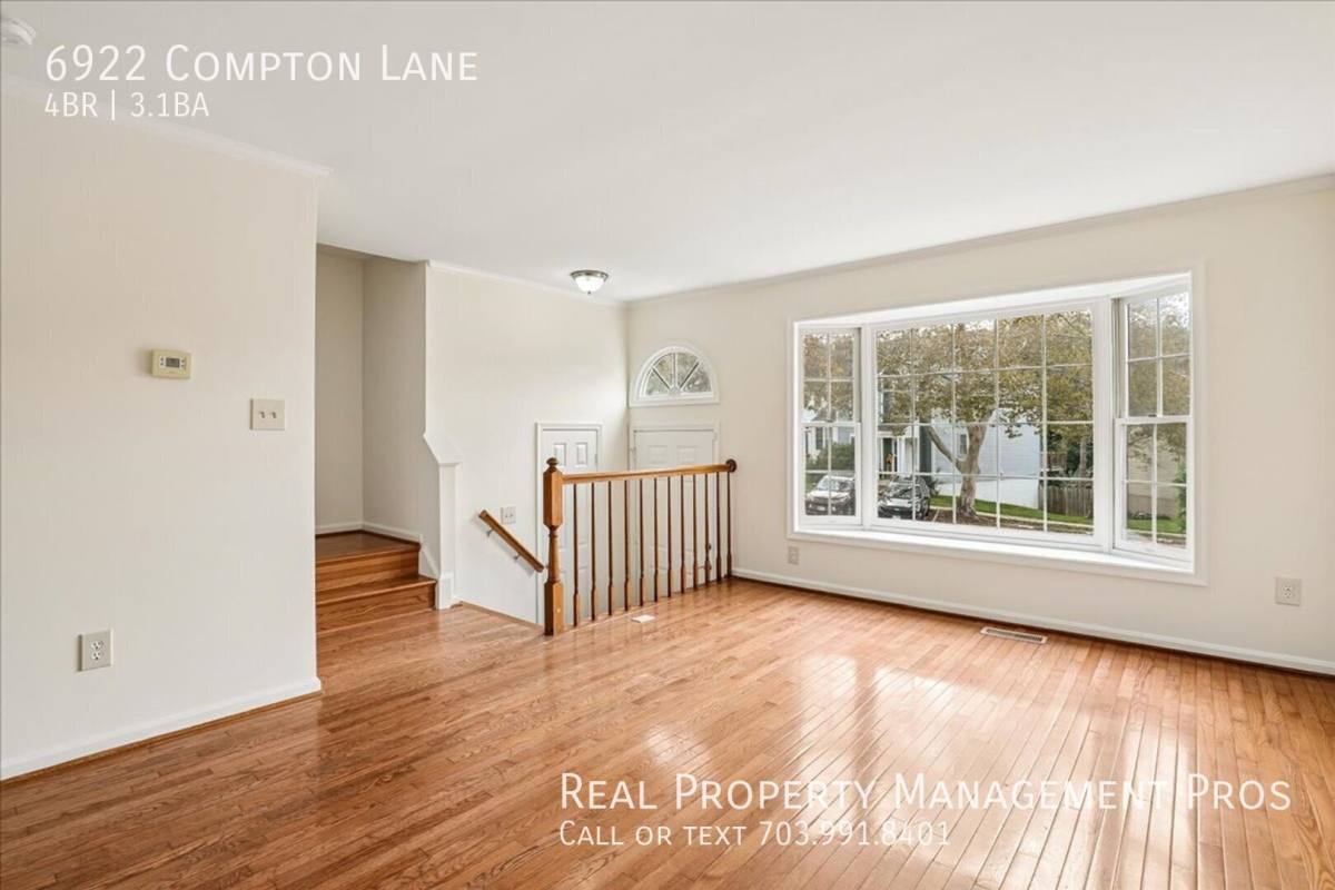 Townhouse for rent at 6922 Compton Lane, Centreville, VA 20121
