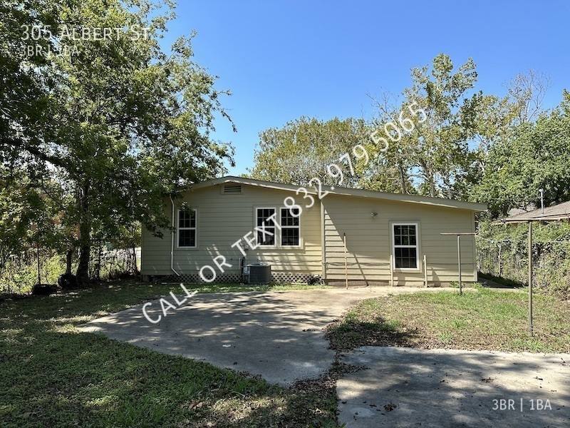 House for rent at 305 Albert St, La Marque, TX 77568
