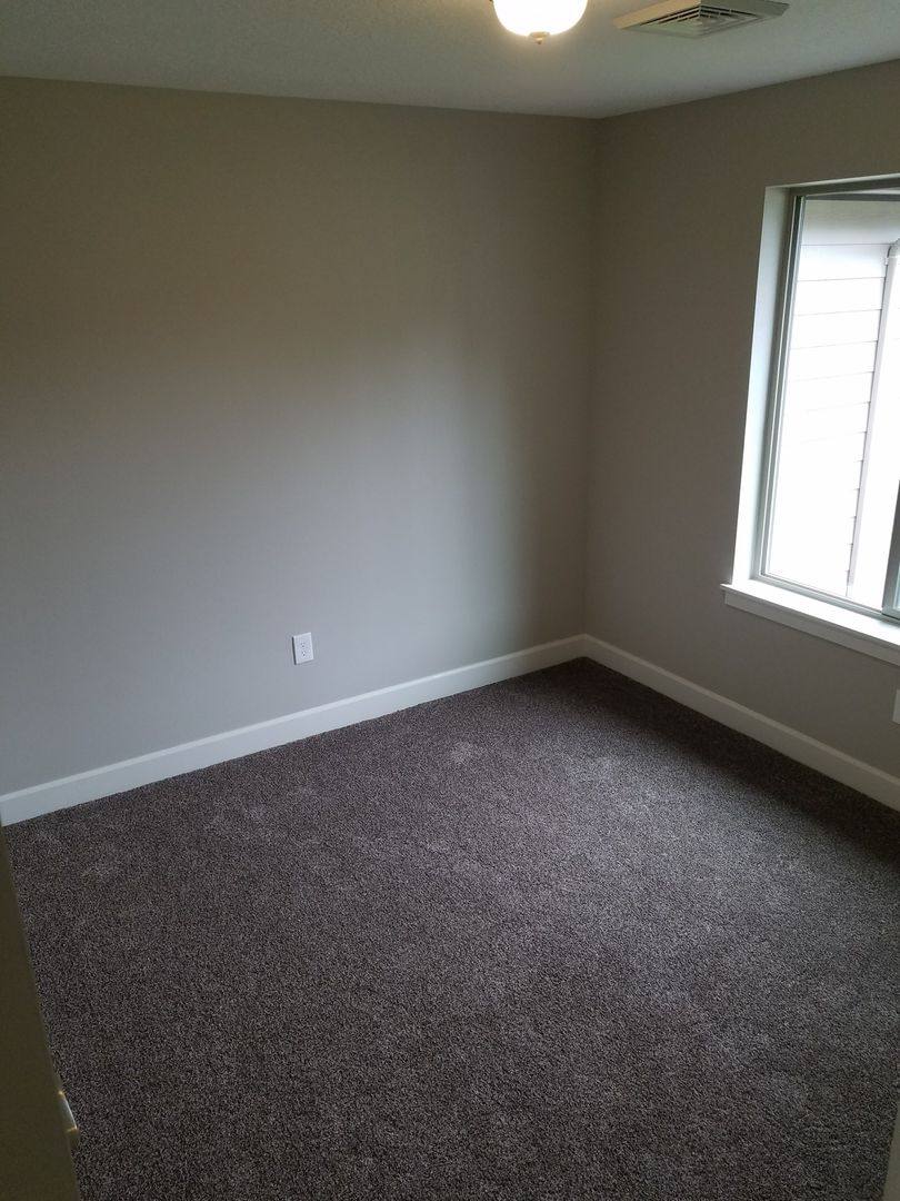 Apartment for rent at 784 Fox St, Stayton, OR 97383