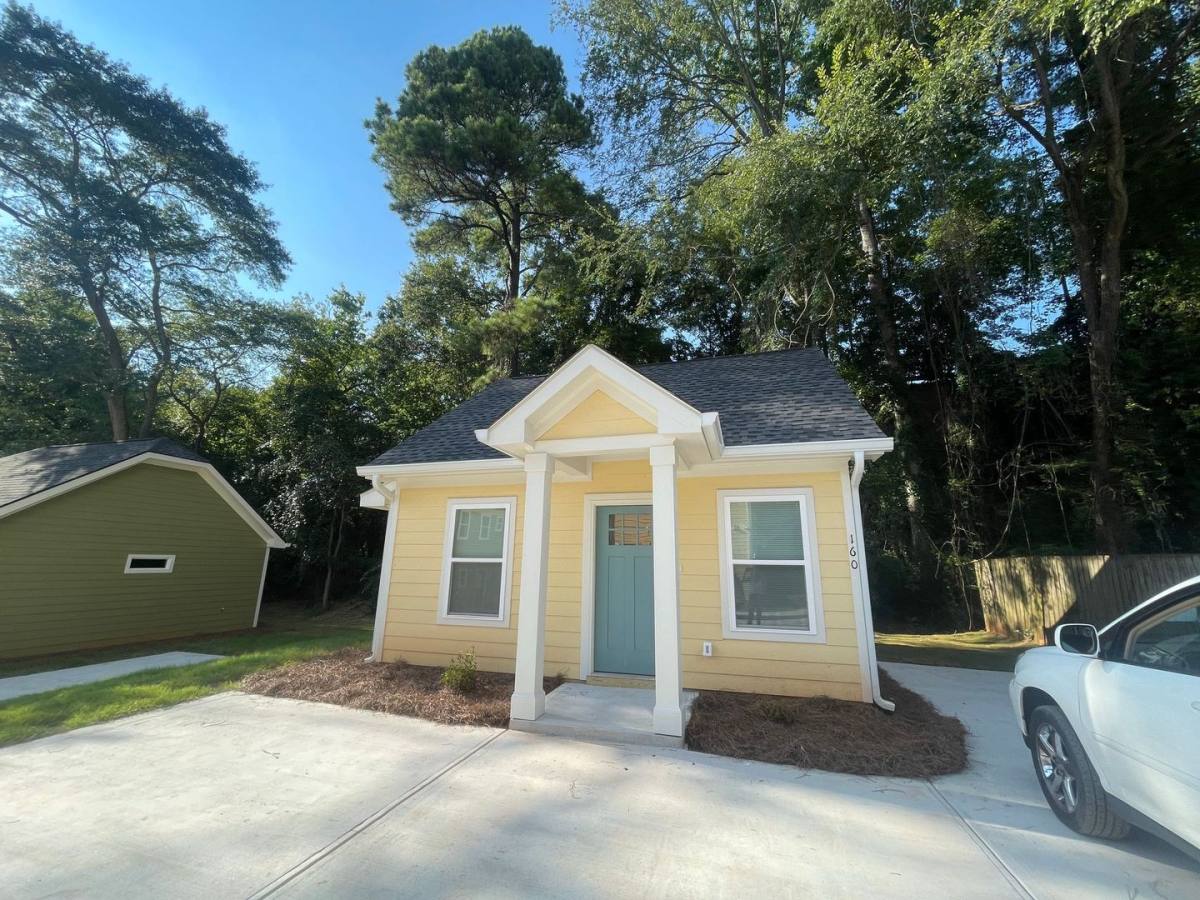 Apartment for rent at 160 Johnson Dr Extension #B, Athens, GA 30605