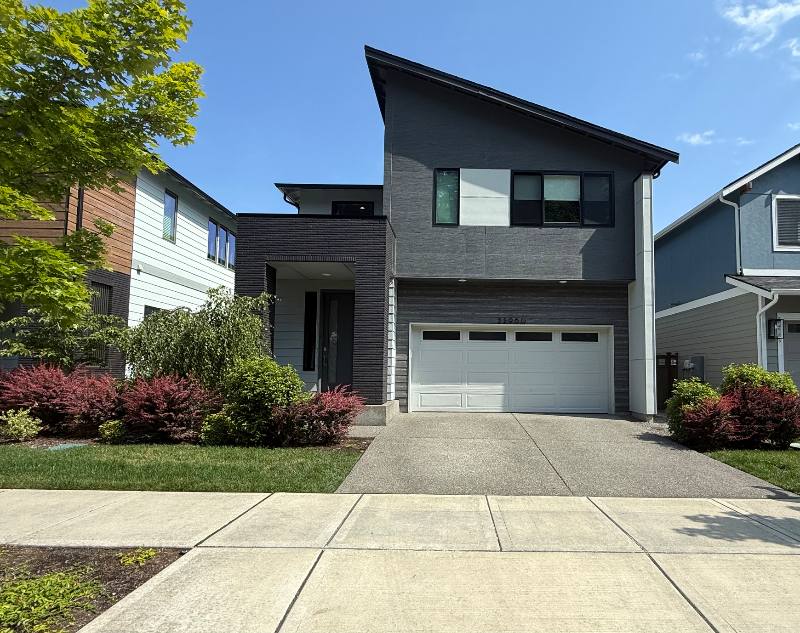 House for rent at 22960 SE Sycamore St, Black Diamond, WA 98010