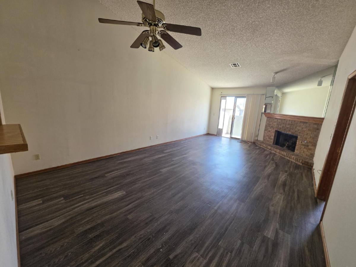 House for rent at 328 Caracas Dr, Las Vegas, NV 89145