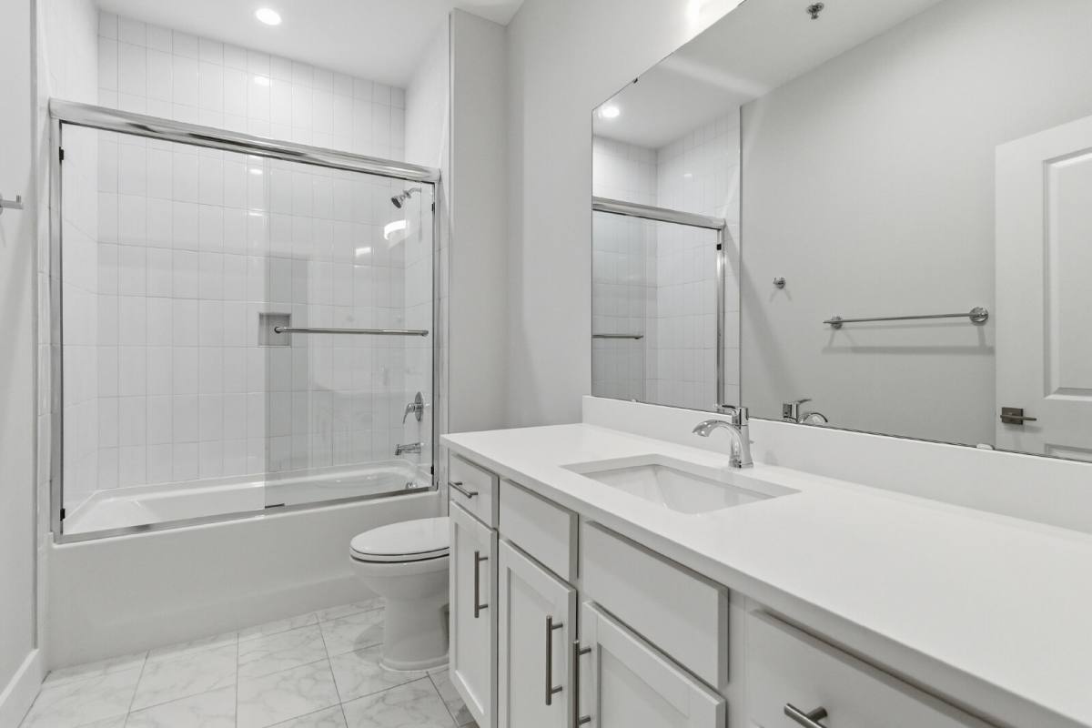 Apartment for rent at 350 Main Ave #202, Gastonia, NC 28056