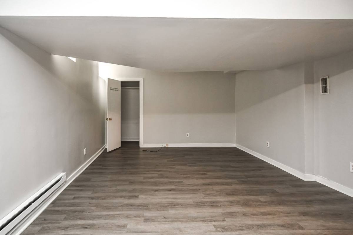 Apartment for rent at 872 Clifton Crest Terrace #3, Cincinnati, OH 45220