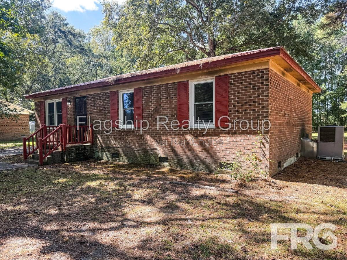 House for rent at 1852 Kinsaul-Willoughby Rd, Greenville, NC 27834