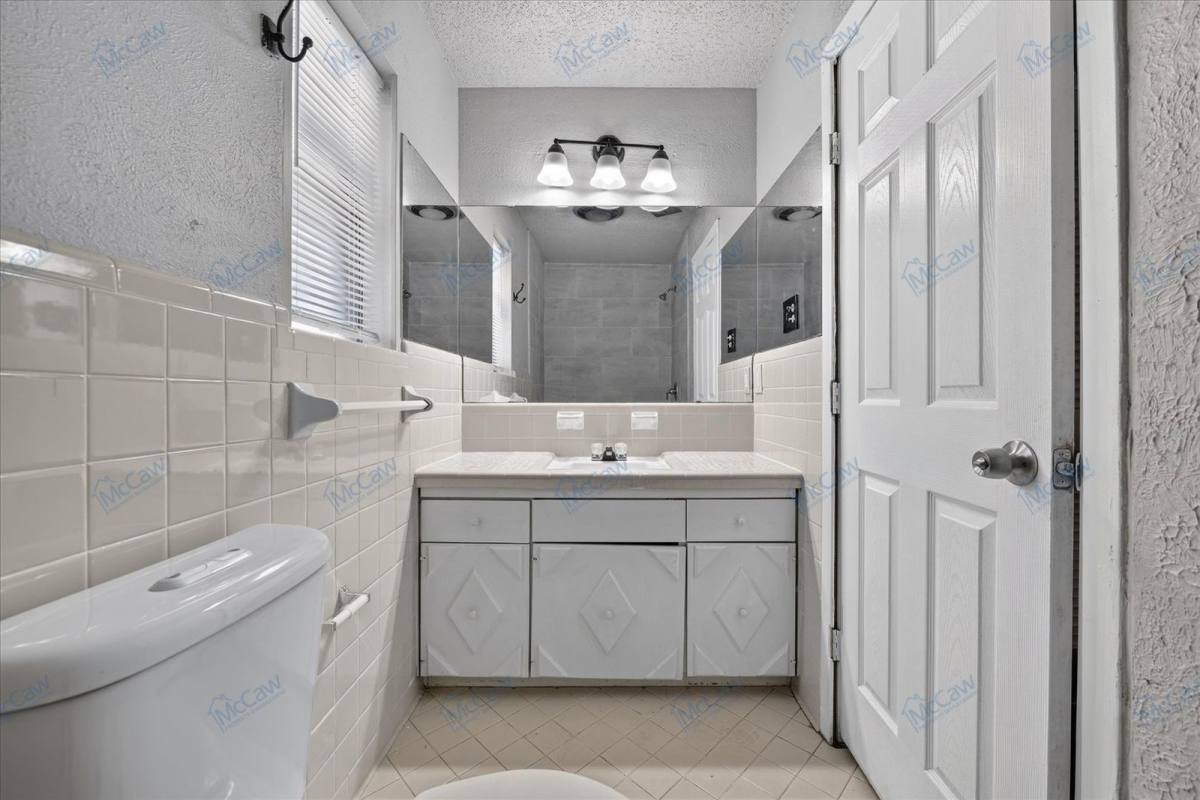 Apartment for rent at 4902 Inverness Ave, Fort Worth, TX 76132