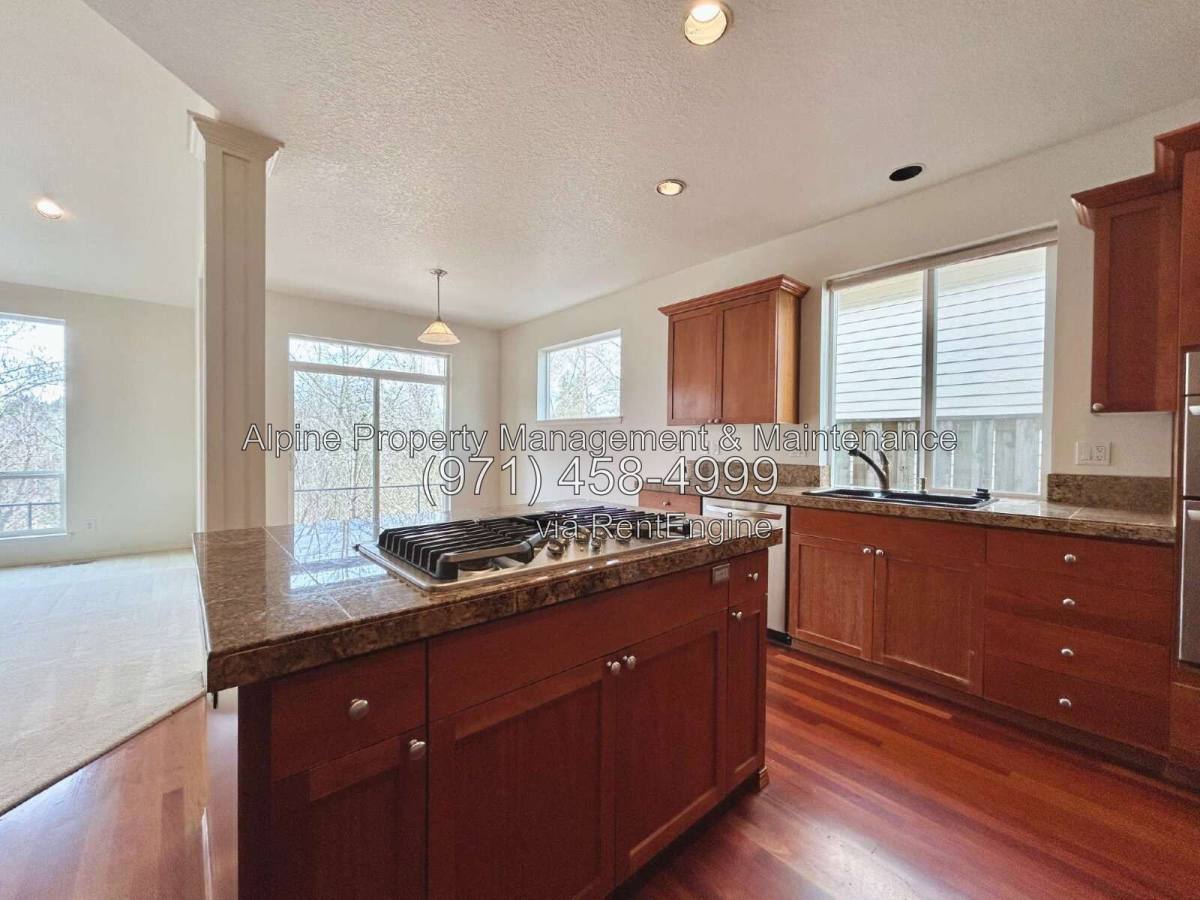 4143 NW Meisner Dr, Portland, OR 97229 - House for Rent - Image 4