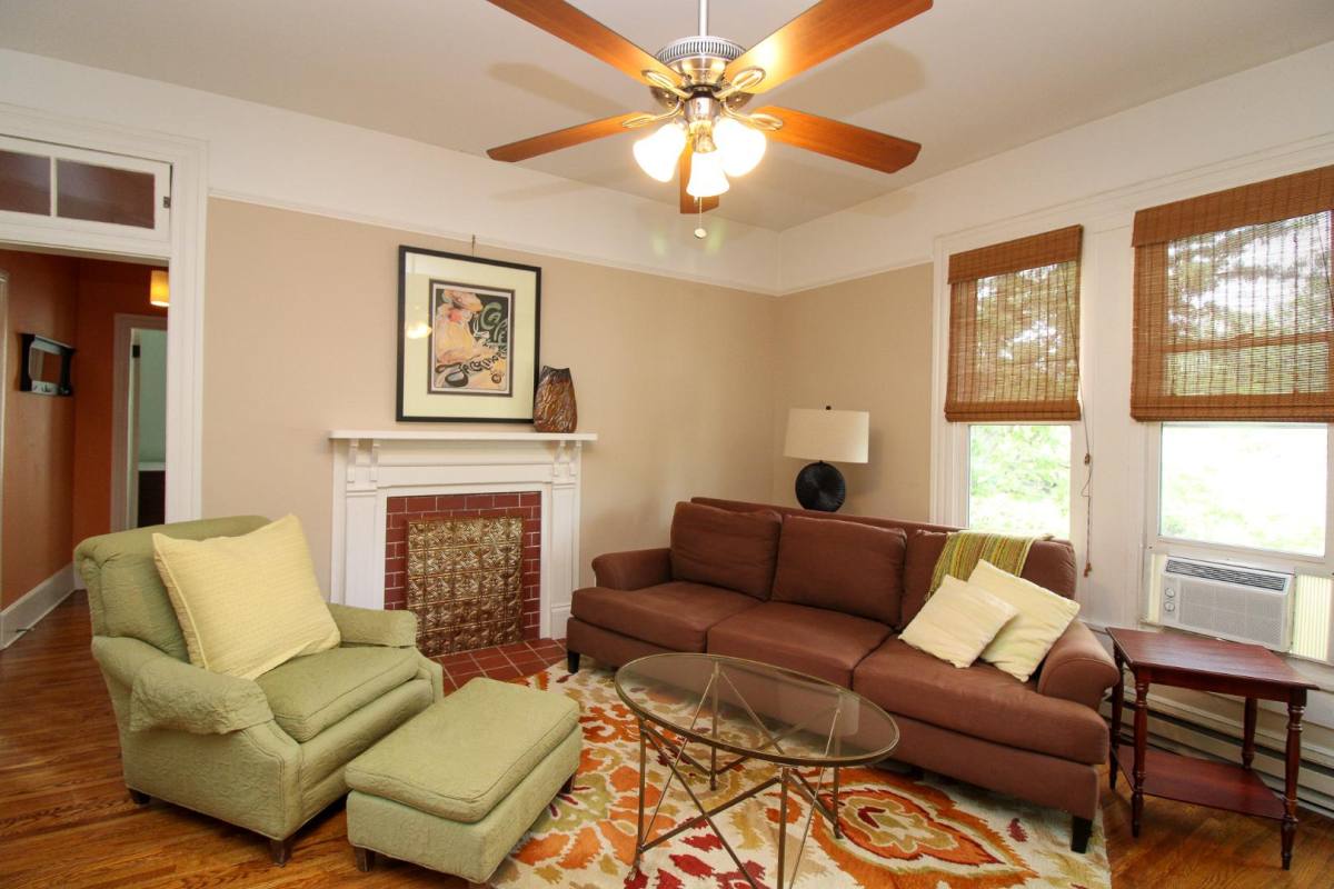 Apartment for rent at 41 Starnes Ave #2, Asheville, NC 28801
