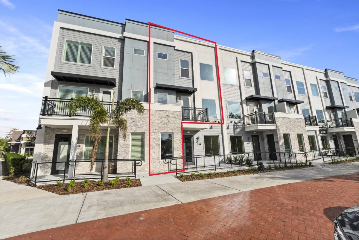 Townhouse for rent at 336 Center Lake Lane #336, Oviedo, FL 32765
