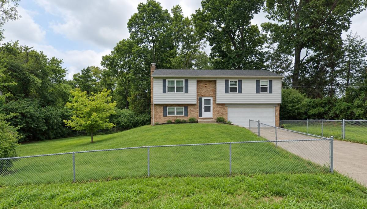 House for rent at 6223 Branch Hill Guinea Pike, Loveland, OH 45140