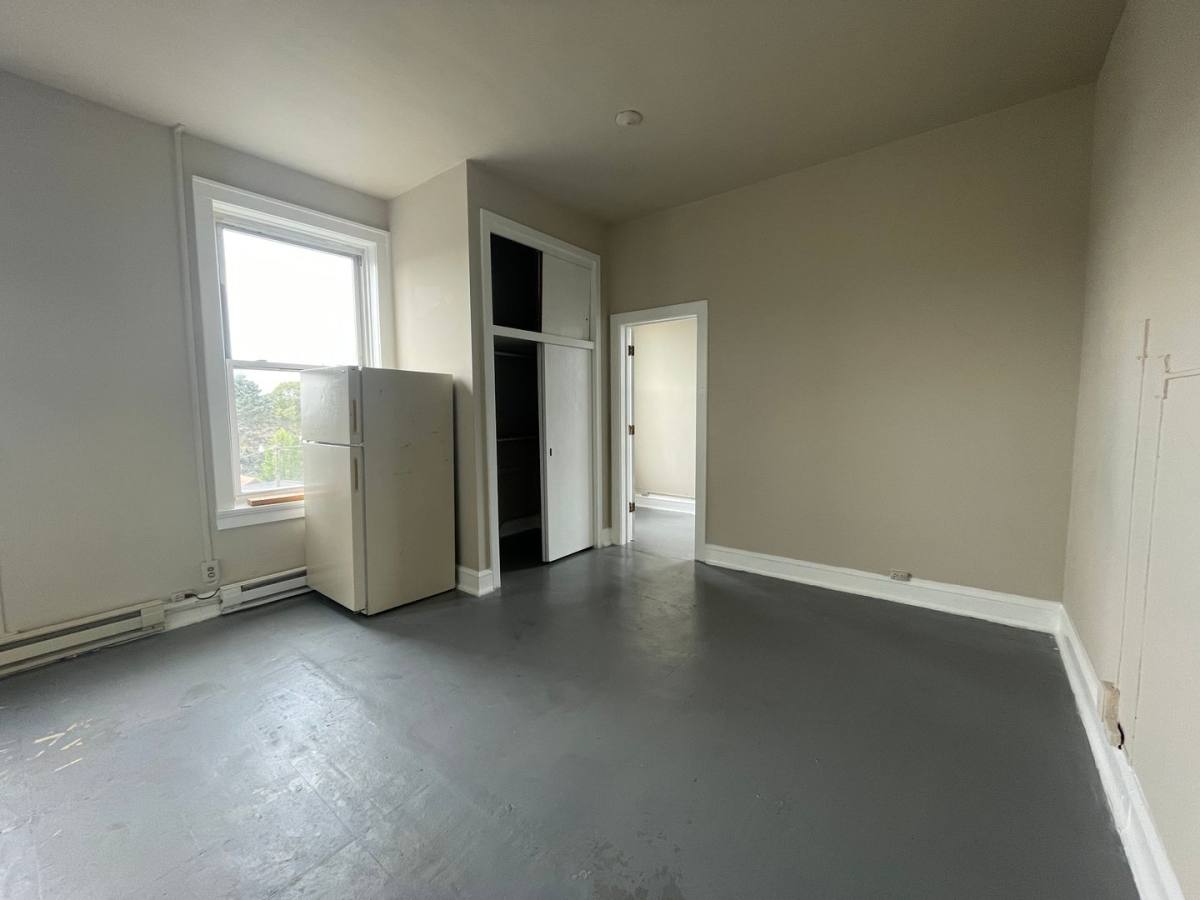 Apartment for rent at 205 1st St NW, Hampton, IA 50441