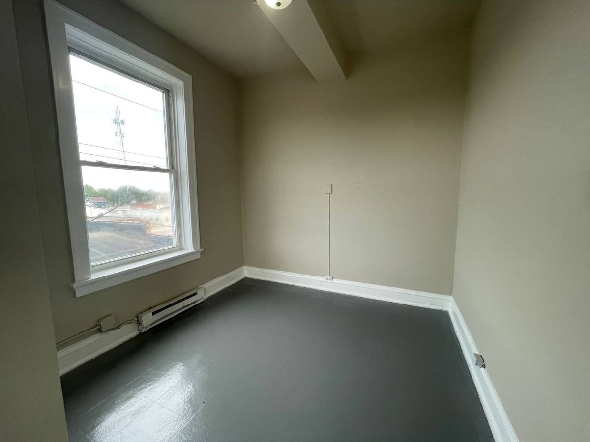 Apartment for rent at 205 1st St NW, Hampton, IA 50441