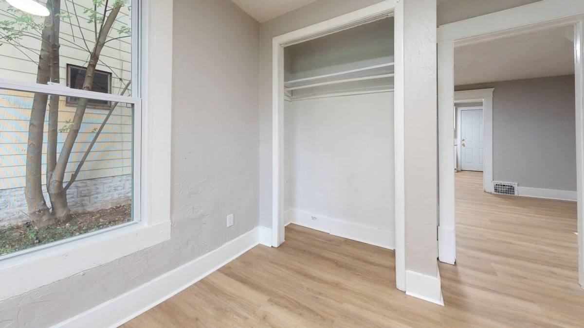 Apartment for rent at 1141 McKinley Ave, Akron, OH 44306