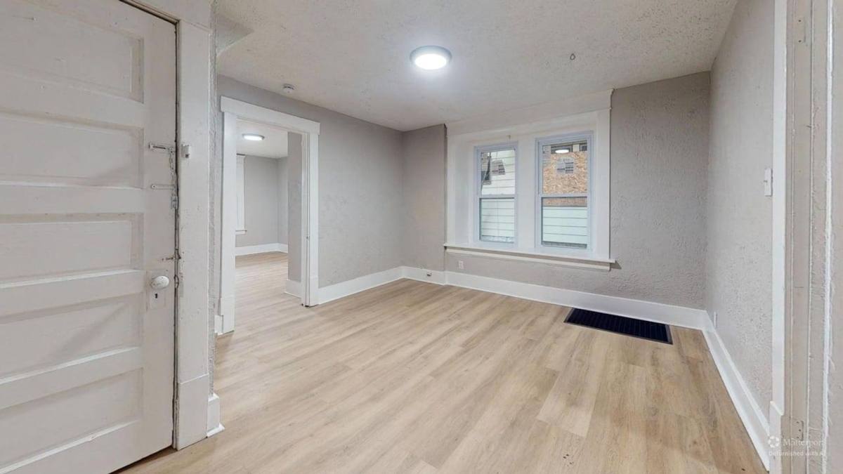 Apartment for rent at 1141 McKinley Ave, Akron, OH 44306