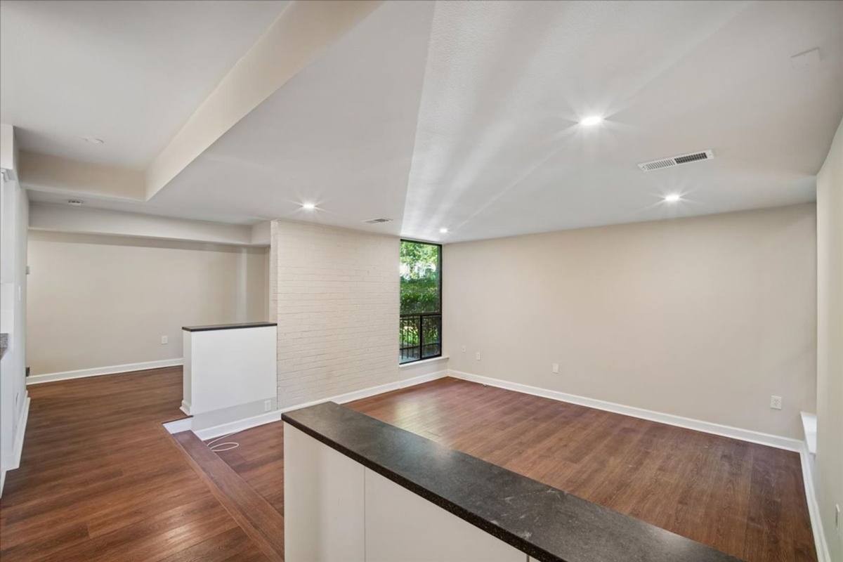 Condo for rent at 9907 Blundon Dr #5-103, Silver Spring, MD 20902