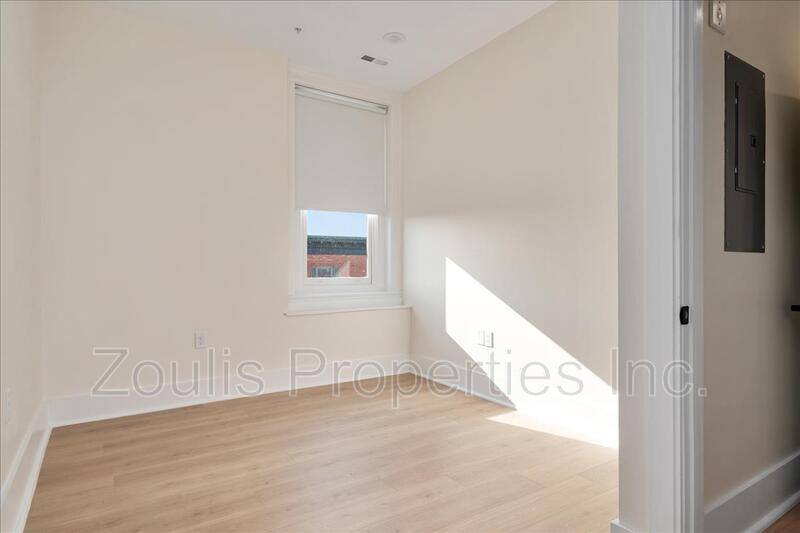 Apartment for rent at 631 S Broadway #304, Baltimore, MD 21231