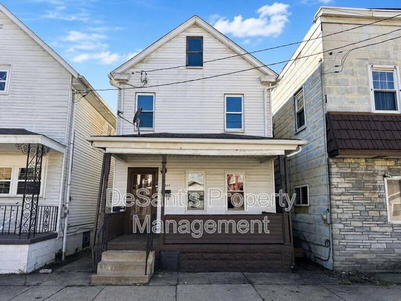 Apartment for rent at 1613 Fourth Ave, Front Unit, New Kensington, PA 15068