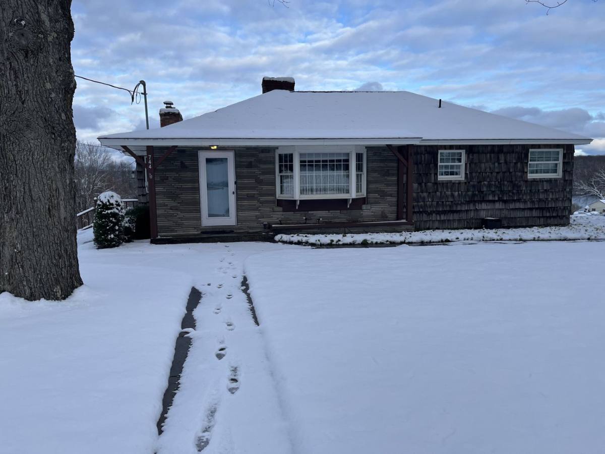 House for rent at 744 State Route 48, Fulton, NY 13069