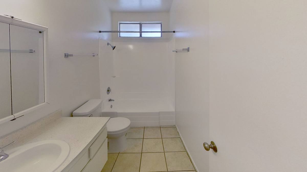 Apartment for rent at 525 N Tustin Ave, Santa Ana, CA 92705