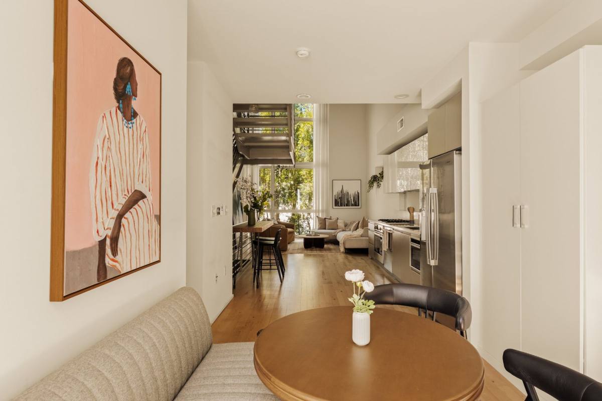 House for rent at 3450 Cahuenga Blvd W #907, Los Angeles, CA 90068