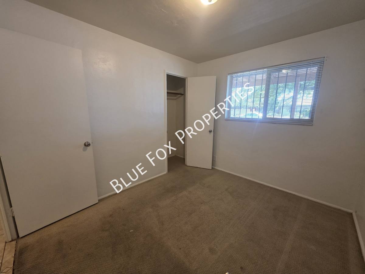 House for rent at 3807 E Dover Stravenue, Tucson, AZ 85706