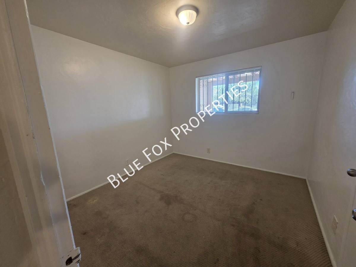 House for rent at 3807 E Dover Stravenue, Tucson, AZ 85706