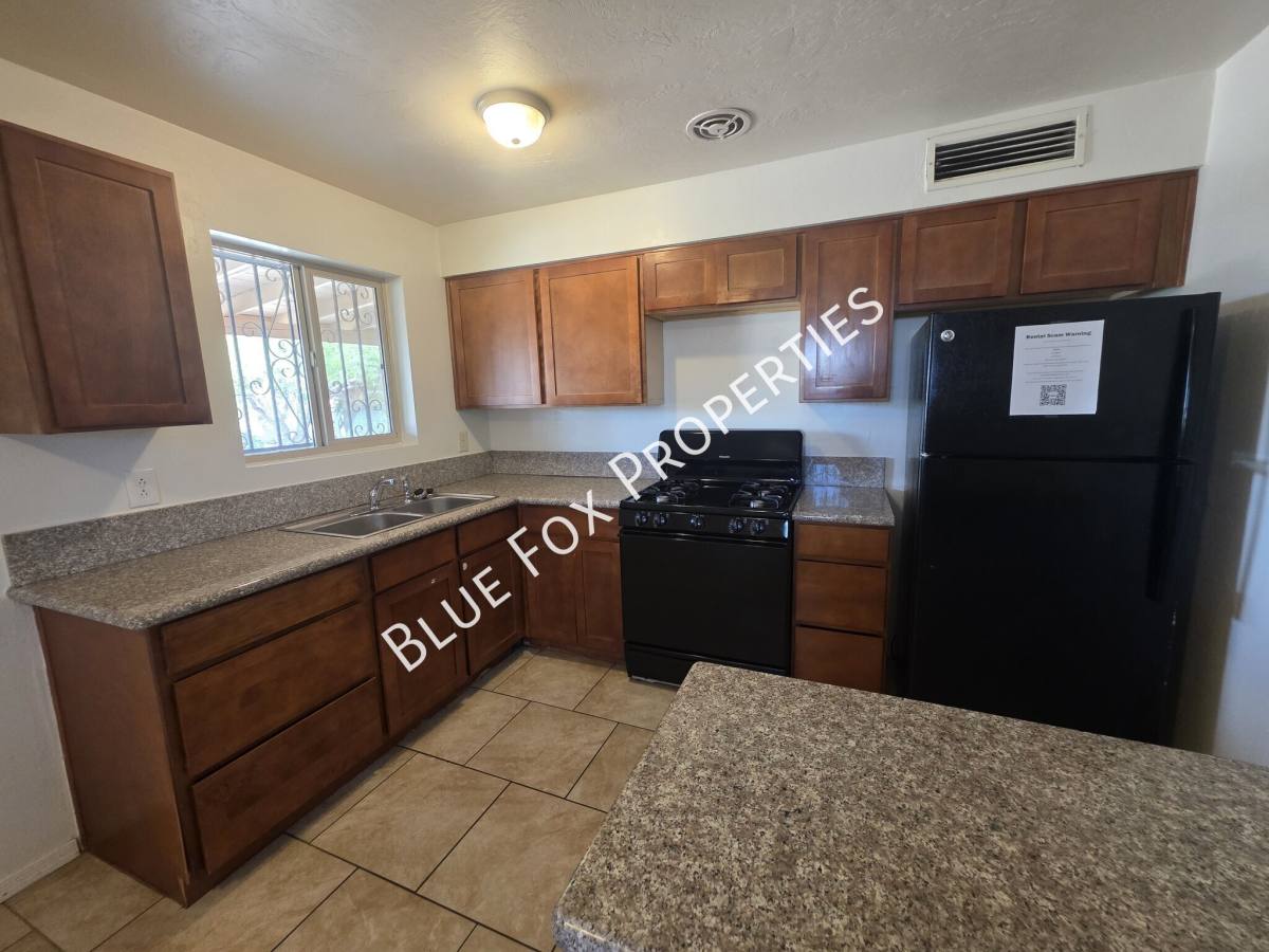 House for rent at 3807 E Dover Stravenue, Tucson, AZ 85706