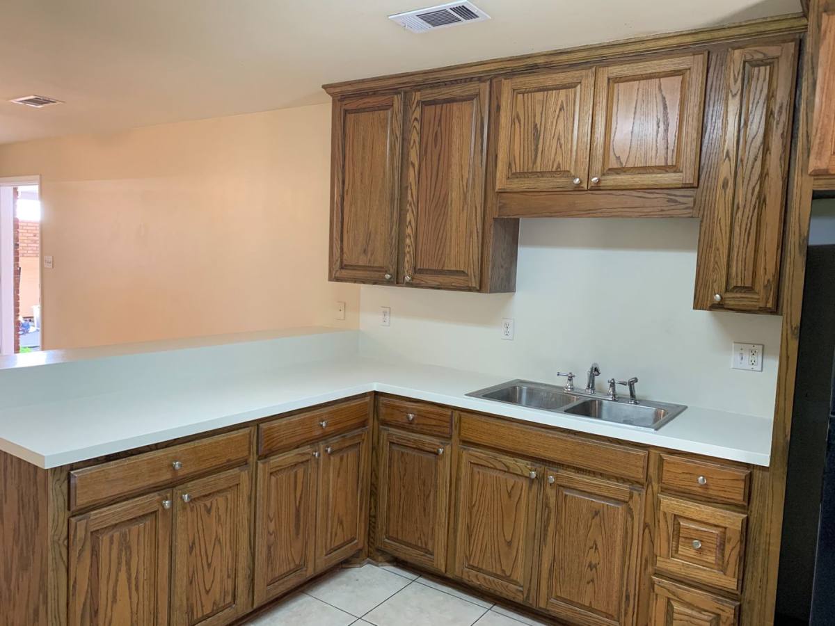 Apartment for rent at 3100-02 Pakenham Dr, Chalmette, LA 70043