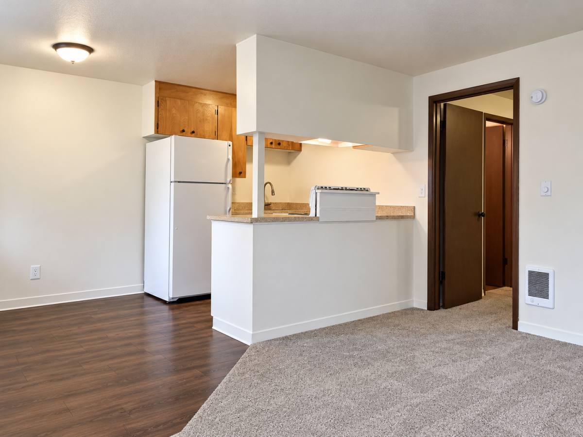 Apartment for rent at Largo Vista, 20333 15th Ave NE, Shoreline, WA 98155