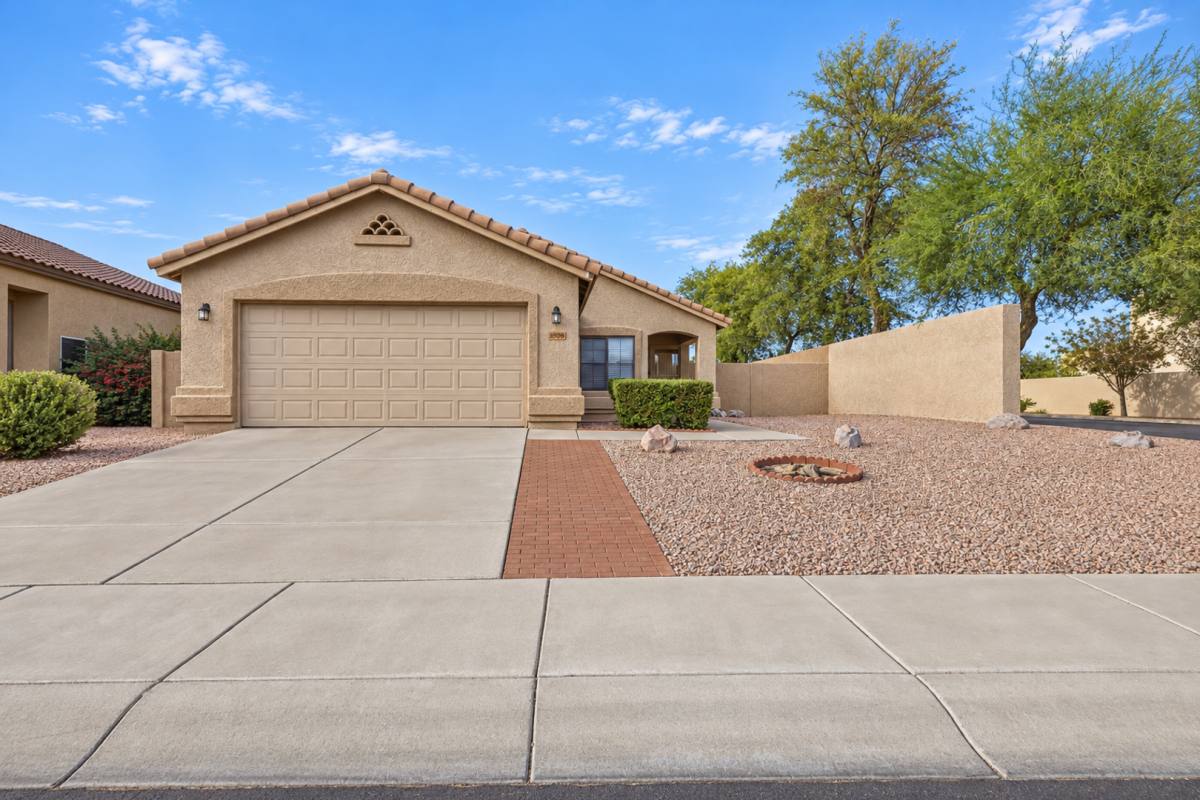 House for rent at 6906 W Phelps Rd, Peoria, AZ 85382