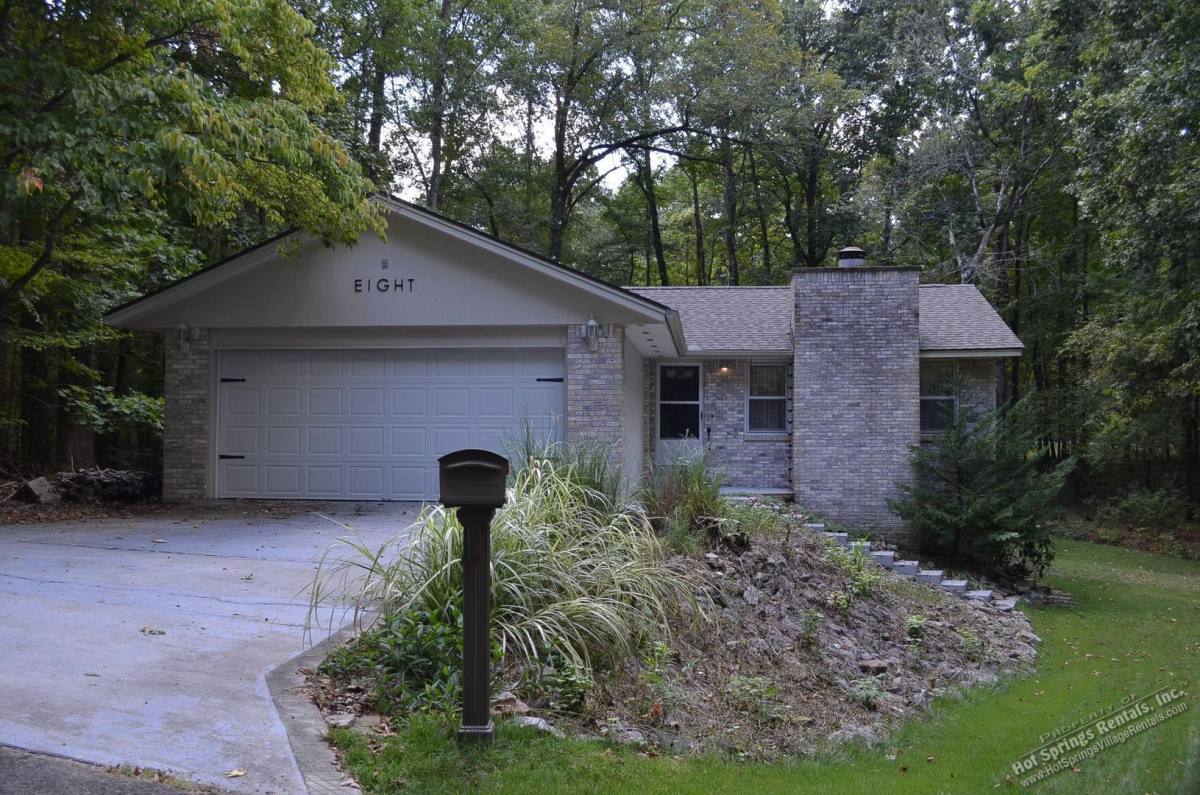 House for rent at 8 Tarifa Lane, Hot Springs Village, AR 71909