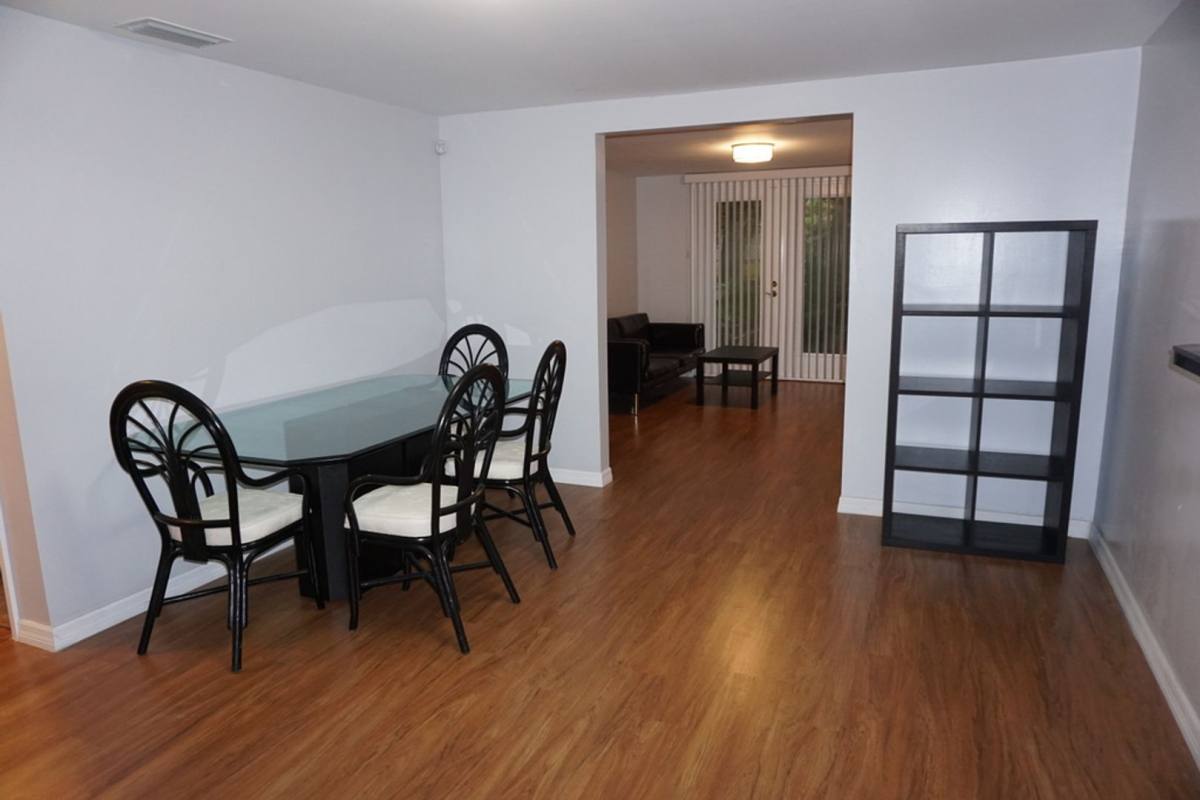 House for rent at 1250 46th St, Sarasota, FL 34234