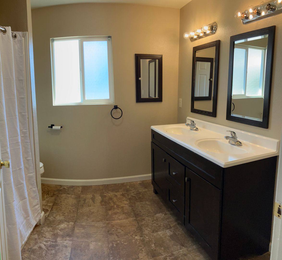 House for rent at 17168 Seidner Rd, Escalon, CA 95320
