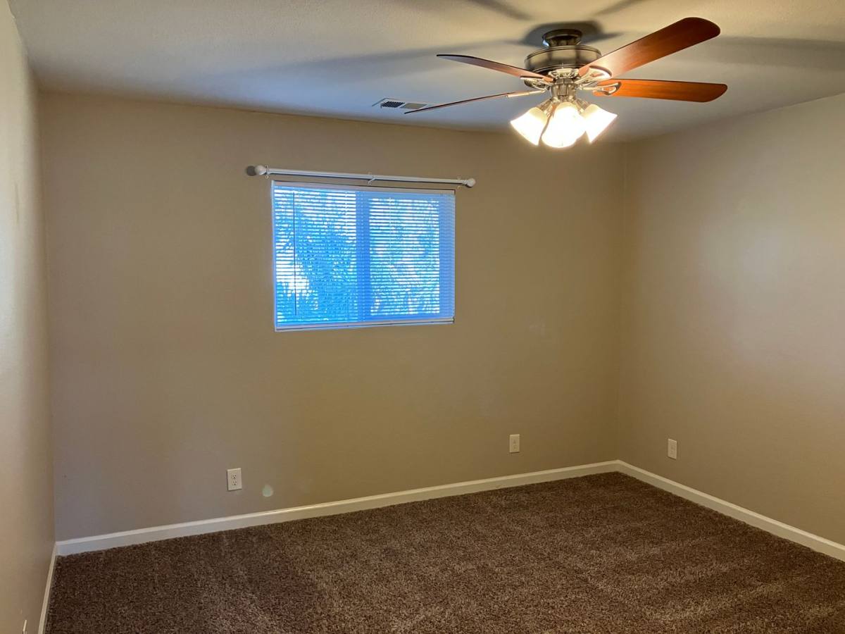 House for rent at 17168 Seidner Rd, Escalon, CA 95320