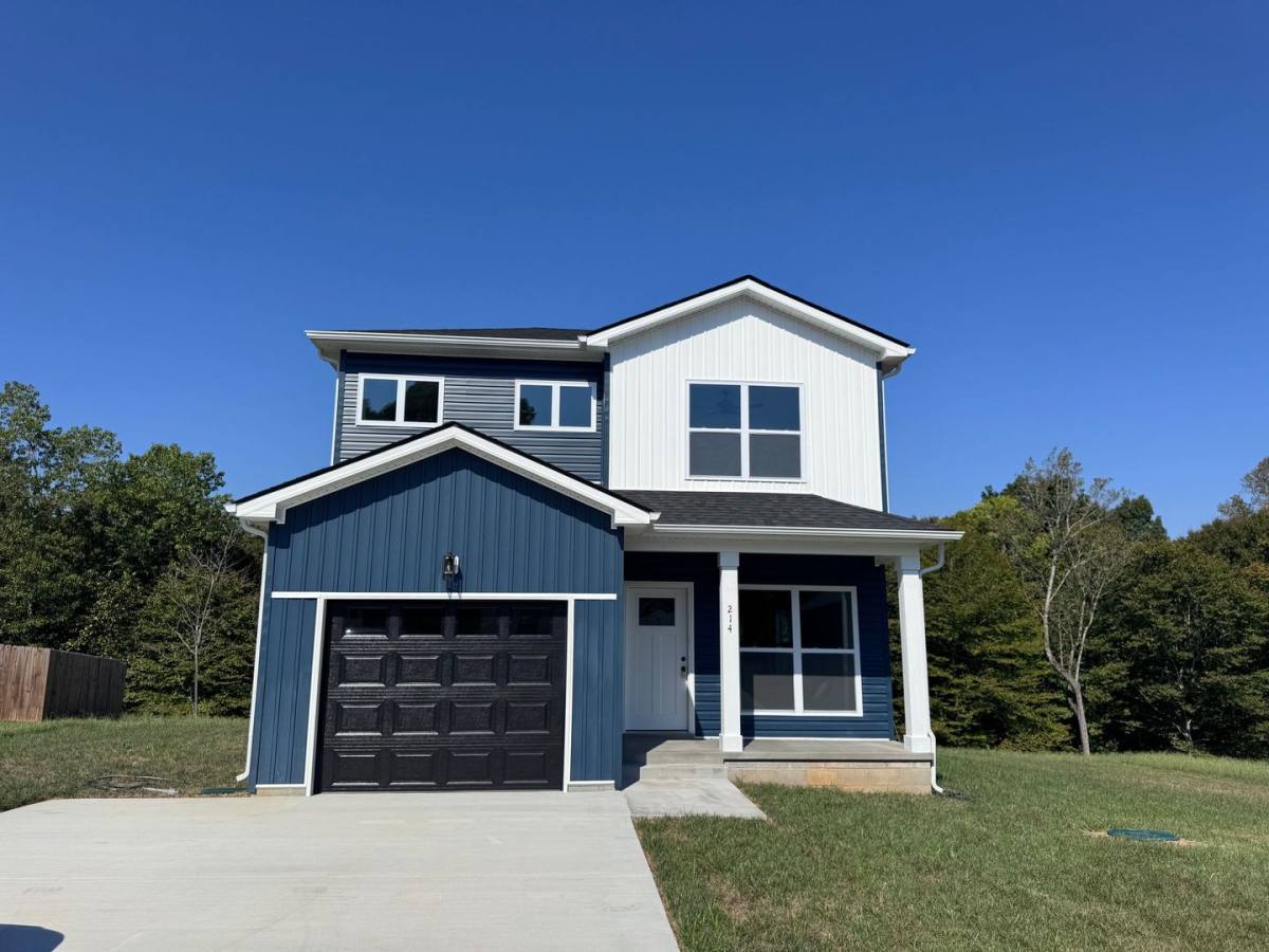 House for rent at 214 Wayne Hall Rd, Clarksville, TN 37040