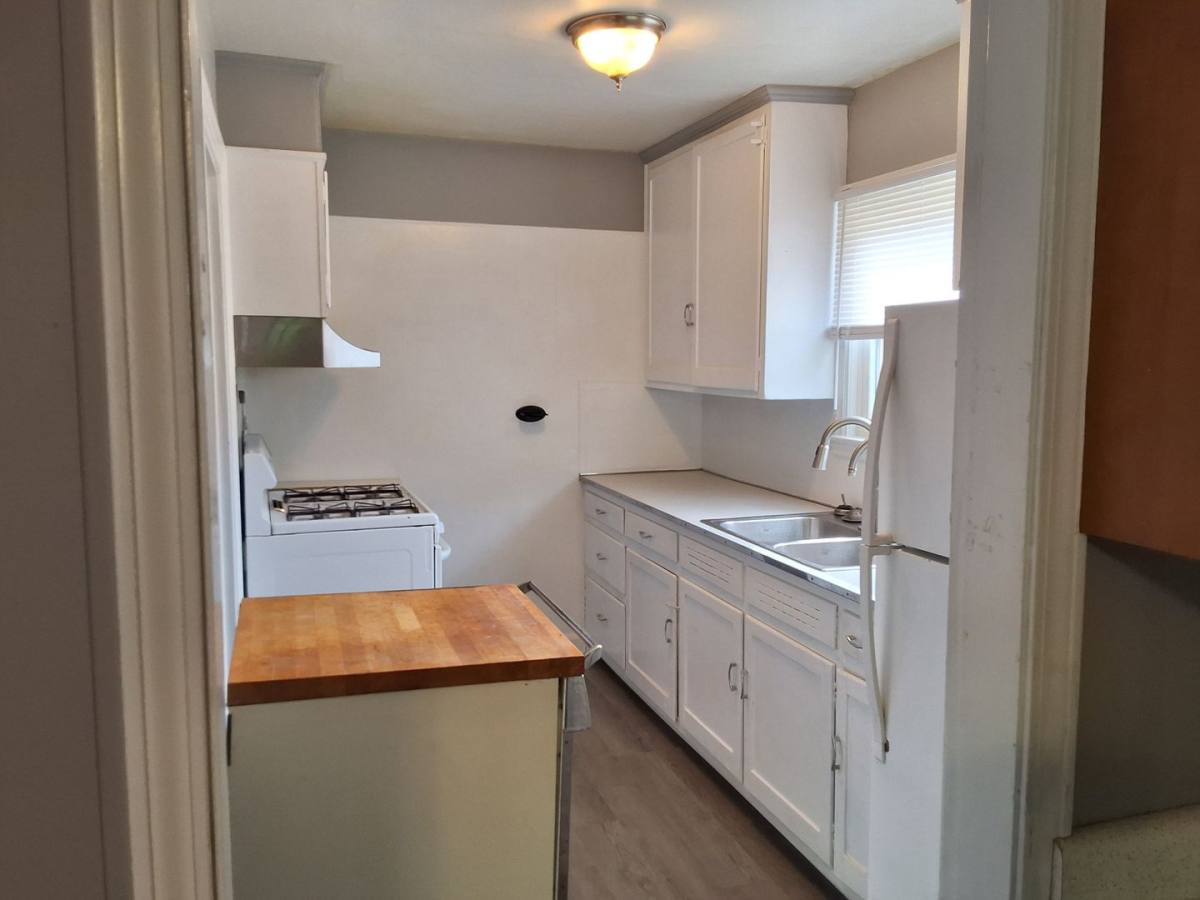 House for rent at 320 Meadow Lane, Elizabethtown, KY 42701