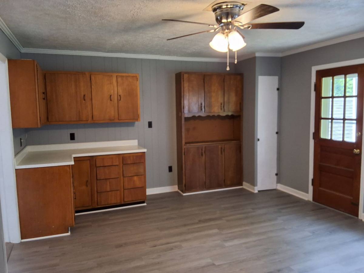 House for rent at 320 Meadow Lane, Elizabethtown, KY 42701